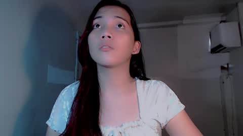 Snapshot of thalia_sunshine chatting on January 2025 06:11:02 AM Thalia online show from January 2025 06:11:02 AM