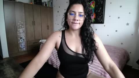 Snapshot of thaliacooper chatting on July 2026 09:18:01 PM online show from July 2026 09:18:01 PM