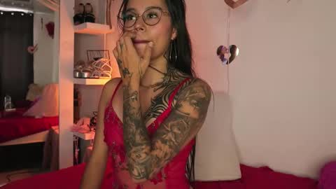 Snapshot of thamara_l11 chatting on March 2026 08:23:01 PM Dany online show from March 2026 08:23:01 PM
