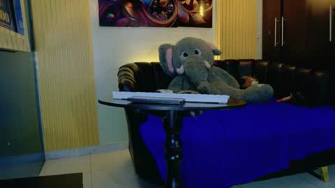 thamara_roberts online show from July 2026 09:13:01 PM