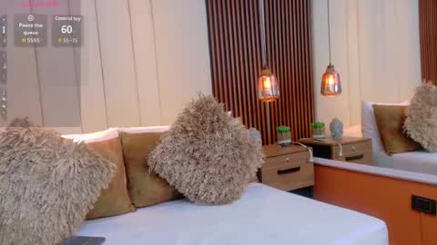 Snapshot of thamarajadee chatting on May 2026 12:35:01 PM Thamara online show from May 2026 12:35:01 PM