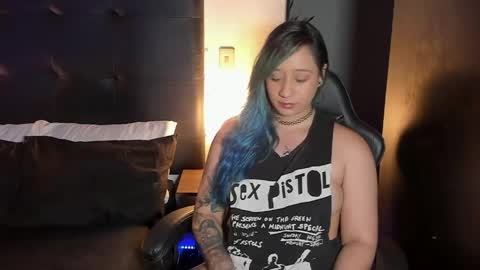 Snapshot of thamyjade chatting on April 2026 03:18:01 AM Thamy online show from April 2026 03:18:01 AM
