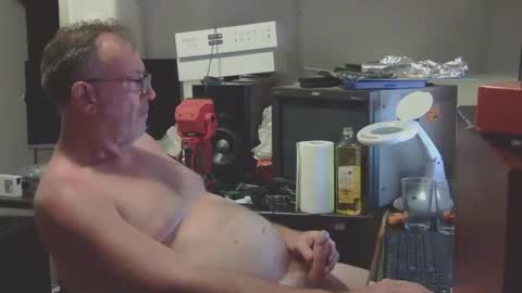 thang5545 online show from February 2025 01:11:02 PM