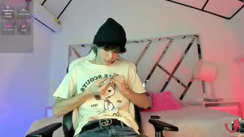 thanier_18 online show from February 2026 07:12:01 PM