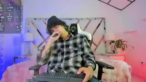 thanier_18 online show from April 2026 07:14:01 PM