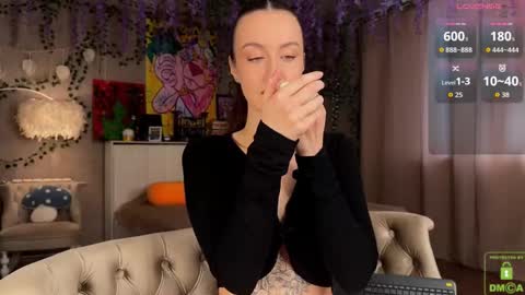 Your Eva online show from March 2026 06:17:01 AM