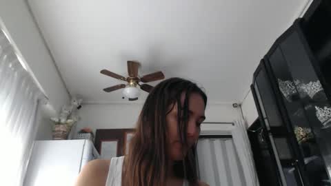 Snapshot of thayanizreal chatting on April 2026 10:41:01 AM thayanizreal online show from April 2026 10:41:01 AM