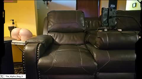 Snapshot of the_alpha_dog_xxx chatting on May 2026 09:31:02 PM the_alpha_dog_xxx online show from May 2026 09:31:02 PM