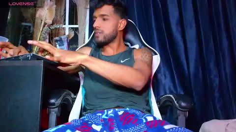 the dog lian online show from April 2026 07:07:02 PM