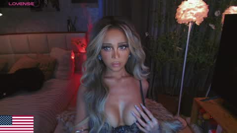 nabi butterfly online show from March 2026 07:14:01 PM