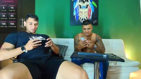 Snapshot of the_golden_boys chatting on November 2025 12:55:02 AM SCOTT THEO KAMERON GENDERSON online show from November 2025 12:55:02 AM