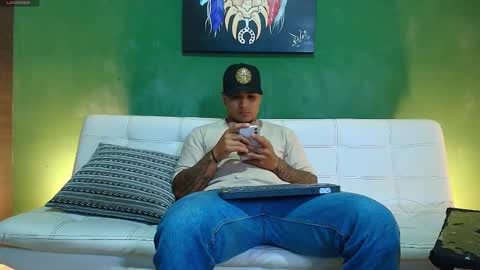 Snapshot of the_golden_boys chatting on November 2025 01:04:01 PM SCOTT THEO KAMERON GENDERSON online show from November 2025 01:04:01 PM