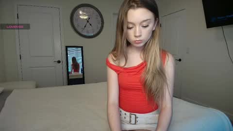 the_hotties online show from April 2026 10:34:02 PM
