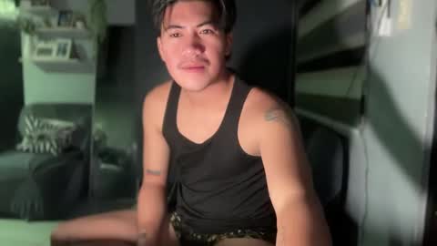 MrTakeItOff online show from October 2025 08:20:01 PM