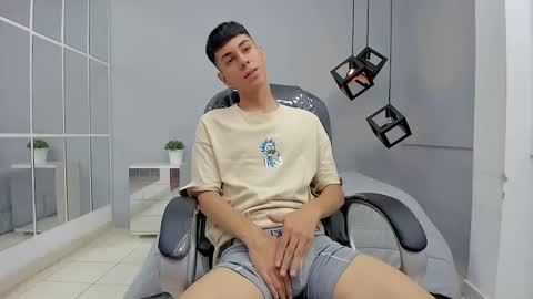   T H E    M A R K   K I N G online show from September 2025 05:24:02 PM