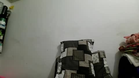 Snapshot of the_right_girl chatting on November 2025 04:05:01 PM Suzan Sexy online show from November 2025 04:05:01 PM