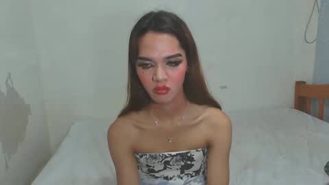 thea121698 online show from October 2025 06:41:01 PM