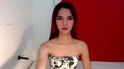 thea121698 online show from November 2025 10:28:01 AM