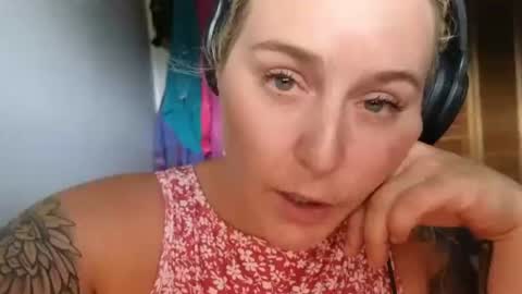 Snapshot of theauroramae chatting on June 2026 07:46:01 PM theauroramae - online show from June 2026 07:46:01 PM