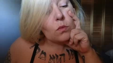 Snapshot of theauroramae chatting on June 2026 03:49:02 PM theauroramae - online show from June 2026 03:49:02 PM
