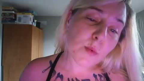 Snapshot of theauroramae chatting on July 2026 01:45:01 AM theauroramae - online show from July 2026 01:45:01 AM