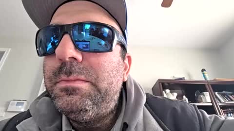 Snapshot of thebear60645 chatting on October 2025 01:40:02 PM thebear60645 online show from October 2025 01:40:02 PM