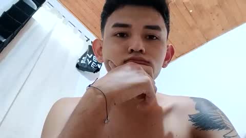 thebluesky_18 online show from November 2025 11:34:02 AM