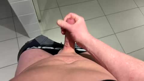 Snapshot of thebodythefeet chatting on February 2026 03:19:01 PM thebodythefeet online show from February 2026 03:19:01 PM