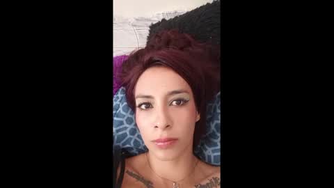 Snapshot of thecrazy_couple chatting on January 2025 07:11:01 PM Amber online show from January 2025 07:11:01 PM