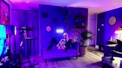 thecultofzev online show from June 2026 01:54:02 AM