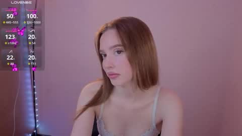 Olivia online show from April 2026 07:20:01 PM