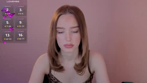 Olivia online show from May 2026 07:07:02 PM