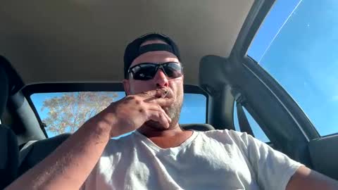 Carter Bates online show from October 2025 06:28:01 PM