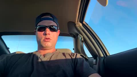 Carter Bates online show from November 2025 10:43:01 PM