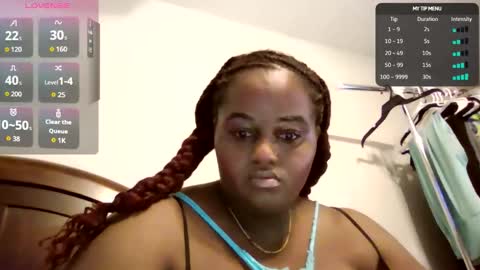 TheeTashelly online show from November 2025 09:11:01 AM