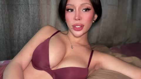 Elle  dont forget to folloW me and thumbs up online show from July 2026 12:57:02 PM