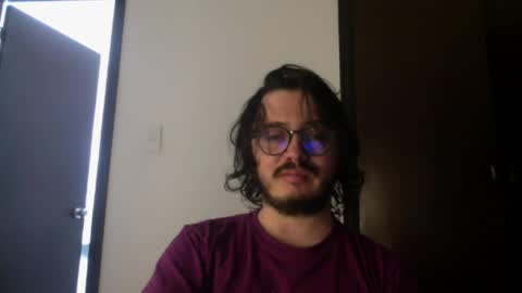 Snapshot of theguitarmistery chatting on June 2026 06:27:01 PM theguitarmistery online show from June 2026 06:27:01 PM
