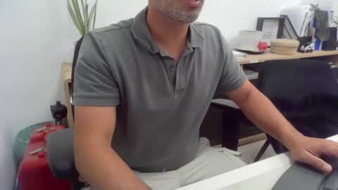 Snapshot of thehardcock2025 chatting on October 2025 04:42:01 PM thehardcock2025 online show from October 2025 04:42:01 PM