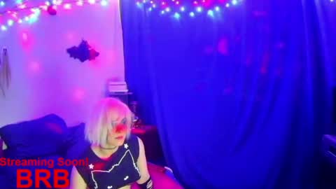 thehungmantis online show from March 2025 07:17:01 PM