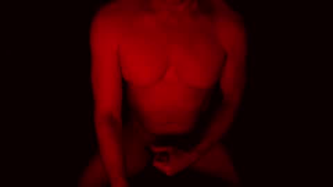 thehungmantis online show from October 2025 02:42:01 AM