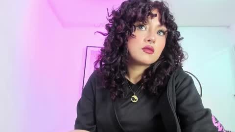 Theia  online show from February 2025 01:28:01 PM