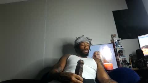 Snapshot of theinceptioncouple444 chatting on February 2026 01:06:01 AM IXMCOUPLE444 online show from February 2026 01:06:01 AM