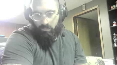 Snapshot of theironbulll chatting on November 2025 03:07:01 AM Iron online show from November 2025 03:07:01 AM