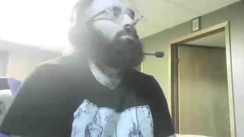 Snapshot of theironbulll chatting on November 2025 06:01:01 PM Iron online show from November 2025 06:01:01 PM