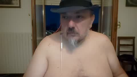 Snapshot of theitalianpapi chatting on July 2026 07:16:02 PM Pippo71 online show from July 2026 07:16:02 PM
