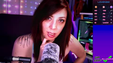 Snapshot of thekittengirlnix chatting on May 2026 07:09:02 PM Nix online show from May 2026 07:09:02 PM