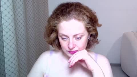 Ella online show from November 2025 05:50:02 AM