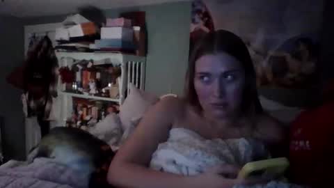 Little Bambii online show from February 2026 02:49:01 AM