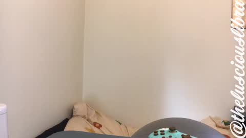 Snapshot of thelusciouslibra chatting on March 2025 10:02:02 PM thelusciouslibra online show from March 2025 10:02:02 PM