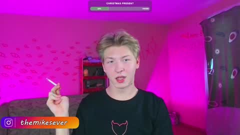 Snapshot of themikesever chatting on December 2024 03:21:02 AM Sever online show from December 2024 03:21:02 AM